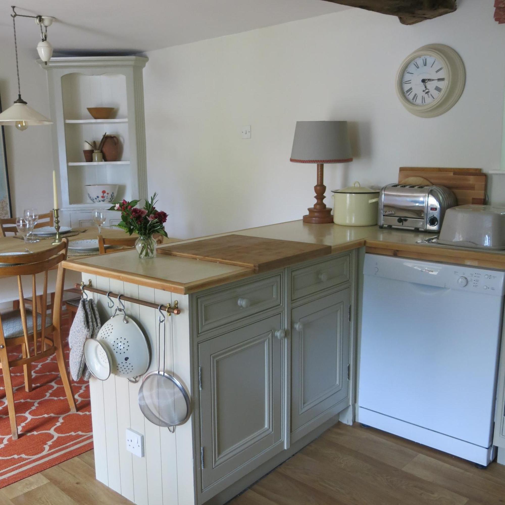 Holiday home Characterful Cotswold *
